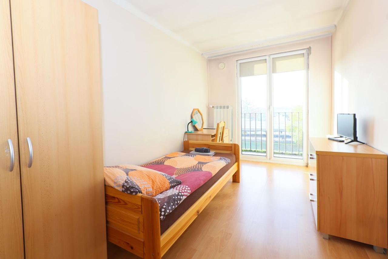 Pokoje Goscinne Częstochowa Exterior foto